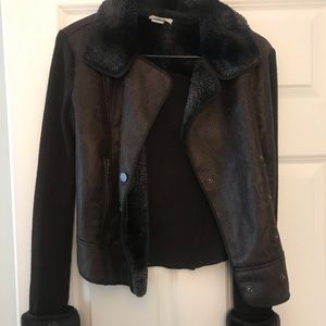 Cache beautiful furry snakeskin sweater / jacket